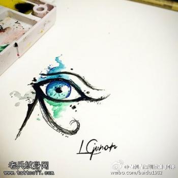 新款最流行美女们的锁骨纹身第1张