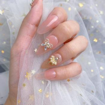 白美甲图片 _ 第(15)张