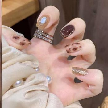 白美甲图片 _ 第(14)张