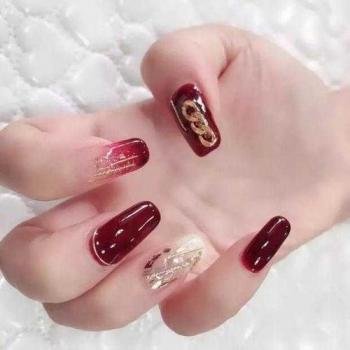 白美甲图片 _ 第(17)张