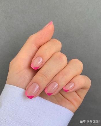 白美甲图片 _ 第(19)张