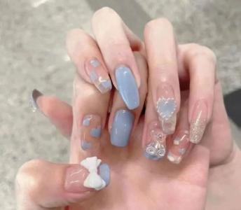 白美甲图片 _ 第(11)张