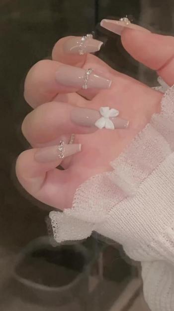 白美甲图片 _ 第(13)张