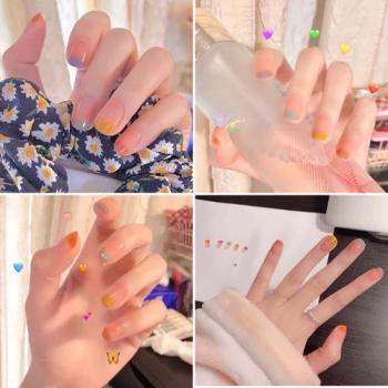白美甲图片 _ 第(16)张