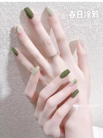 白美甲图片 _ 第(11)张
