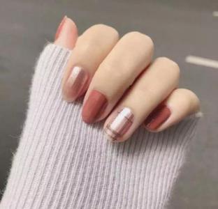 白美甲图片 _ 第(16)张