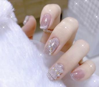 白美甲图片 _ 第(16)张