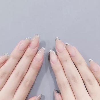 白美甲图片 _ 第(12)张