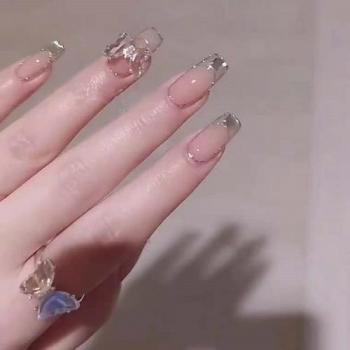 白色法式美甲图片最新 乳白色法式美甲图片第3张