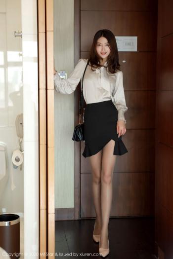 条女神无遮挡美女方子萱一曲秋思高清中国风古典美女写真集第1张