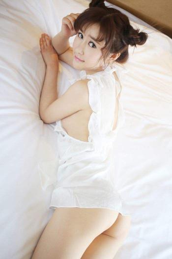 美女图片 _ 第(13)张