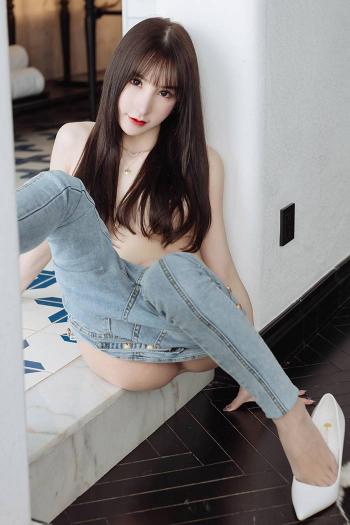 周于希女模特图片 _ 第(15)张