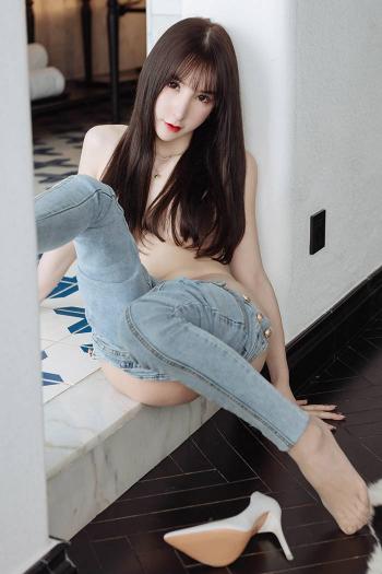 周于希女模特图片 _ 第(16)张