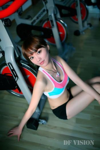 健身美女第1张