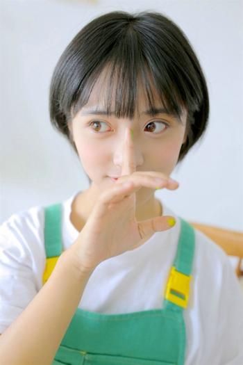 清纯美女清纯短发图片 _ 第(7)张