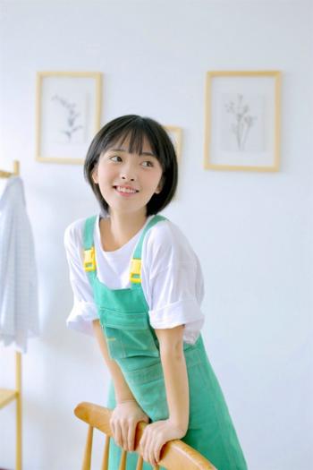 清纯美女清纯短发图片 _ 第(12)张