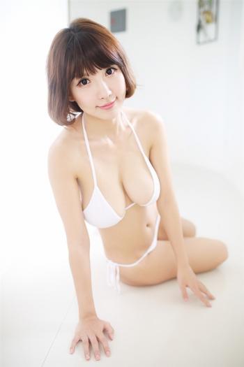 短发美女清纯短发图片 _ 第(6)张