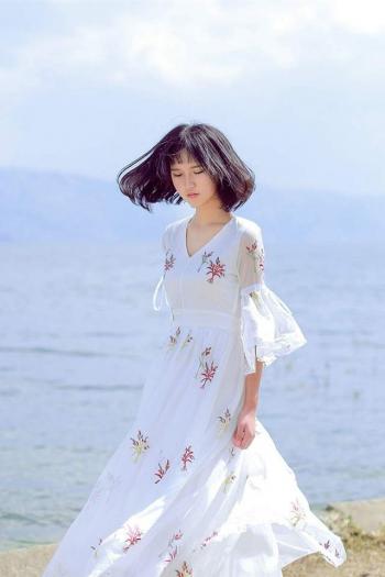 短发美女清纯短发图片 _ 第(5)张