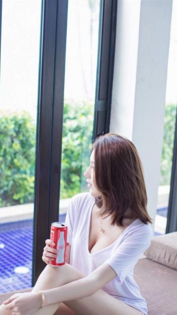 短发美女清纯短发图片 _ 第(4)张