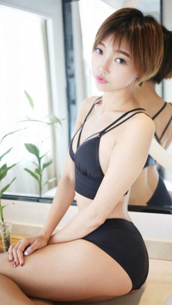 短发美女清纯短发图片 _ 第(1)张