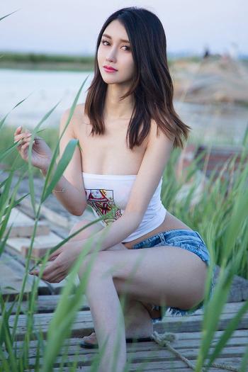 美人图片 _ 第(6)张