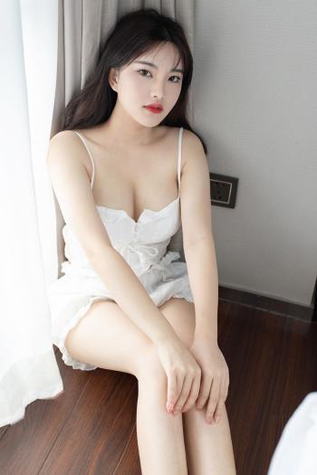 高清河北省邯郸美女何静momo净白肌肤美腿诱人极品美女第3张