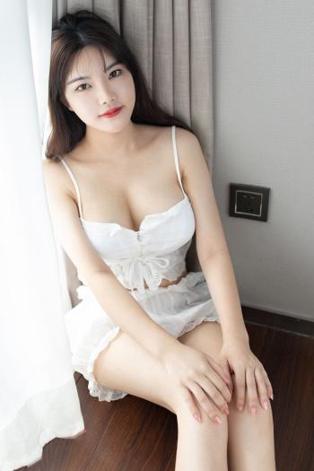 高清河北省邯郸美女何静momo净白肌肤美腿诱人极品美女第4张