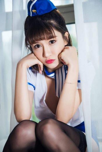 美女满满图片 _ 第(10)张