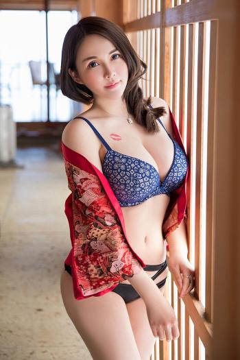 沈蜜桃图片 _ 第(3)张