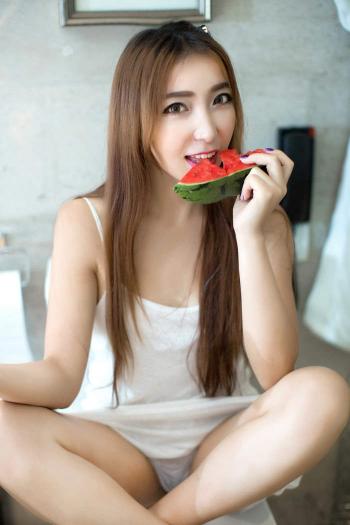 美女奶油图片 _ 第(3)张