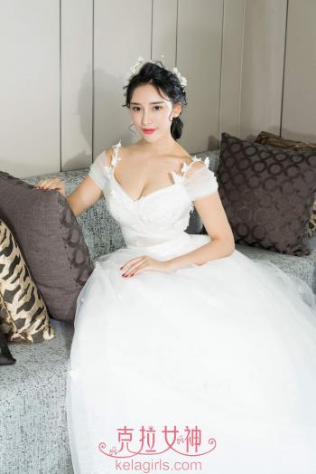 美女小西图片 _ 第(1)张