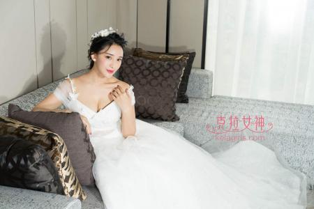 美女小西图片 _ 第(4)张
