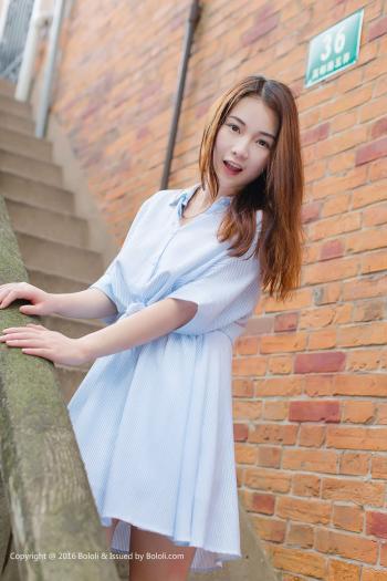 亚洲美女网沈欣雨夏日の西瓜高清写真集第0张