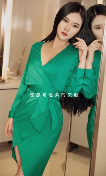 美女米卡图片 _ 第(1)张