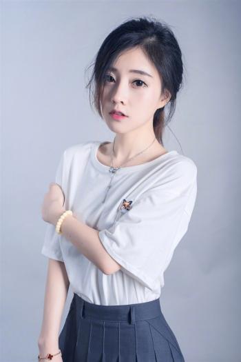网红美女图片 _ 第(1)张