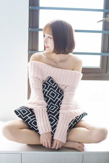 萌妹九尾Ivy薄丝吊带燃人欲火第0张