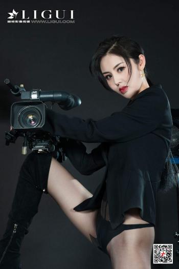 西装美女图片 _ 第(9)张