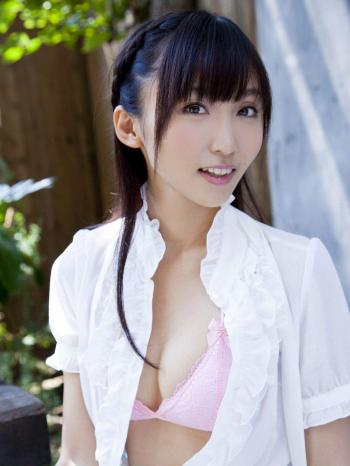 平胸女孩图片 _ 第(4)张