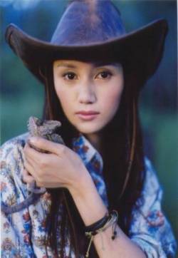 中国内地湖北省荆州女演员袁泉写真图片