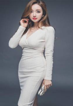 性感MM浴室湿身性感写真自拍图片