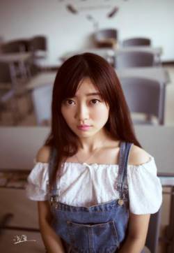 高清广西桂林美女校花莫绮雯完美宅男女神性感迷人