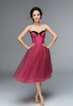 高清中国内地新疆伊犁影视女演员佟丽娅清纯性感写真图片第张