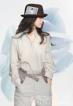 高清中国浙江省杭州影视女演员吴秀波汤唯携手拍摄时尚写真图片