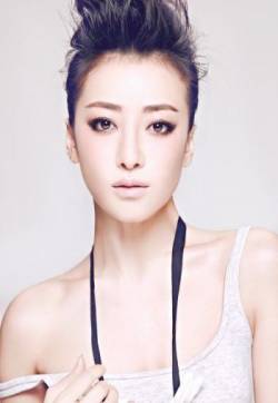 中国内地重庆人女演员古剑奇谭陈紫函优雅写真陈紫函性感女人味图集