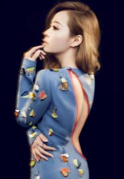 高清黑龙江省伊春美女张靓颖时尚造型写真被传早就与邓紫棋不和