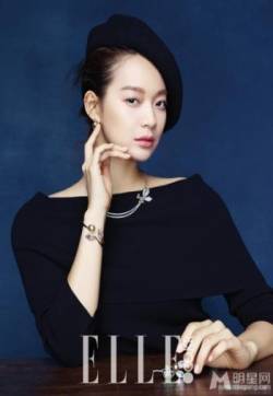 高清韩国首尔市美女申敏儿ELLE时尚写真化身白雪公主申敏儿图片