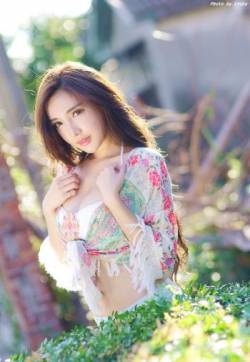 中国台湾人性感成熟女人风韵迷人赵芸高清写真第一辑