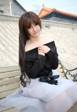 高清女星清纯美女艾西Ashley公主裙可人高清图片