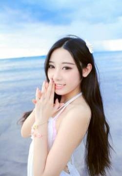海边美女