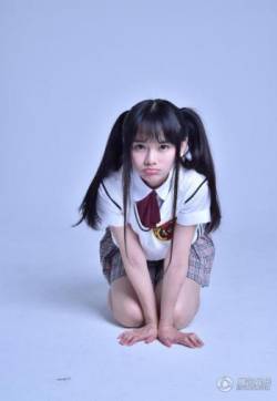 内地四川省宜宾模特南笙森系文艺写真高清桌面壁纸第张